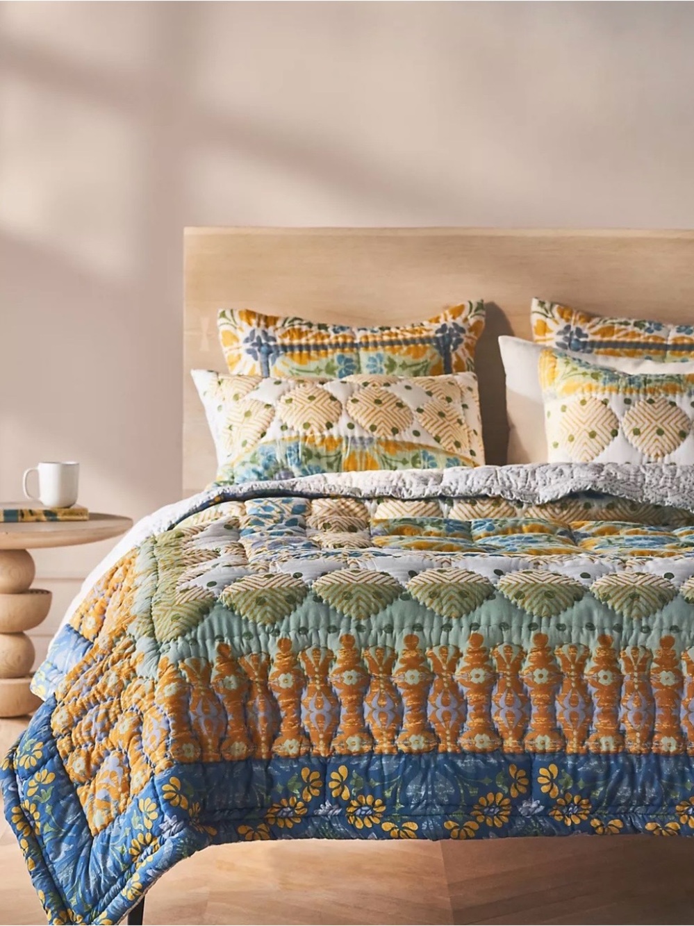 Anthropologie TALULA COTTON handcrafted quilt, queen size